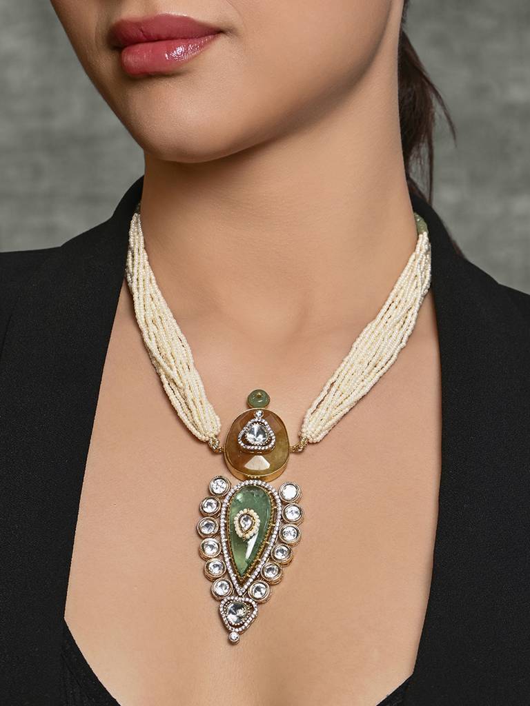 Majestic Multi-Colour Beaded Necklace : JBRMR24NK19