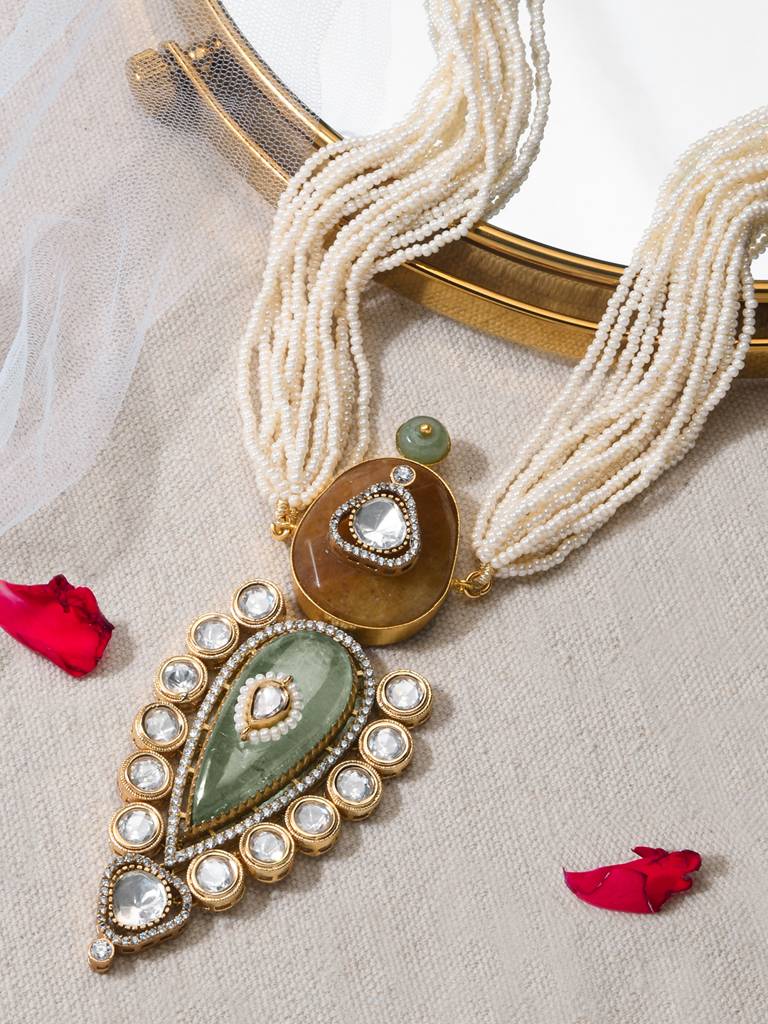 Majestic Multi-Colour Beaded Necklace : JBRMR24NK19