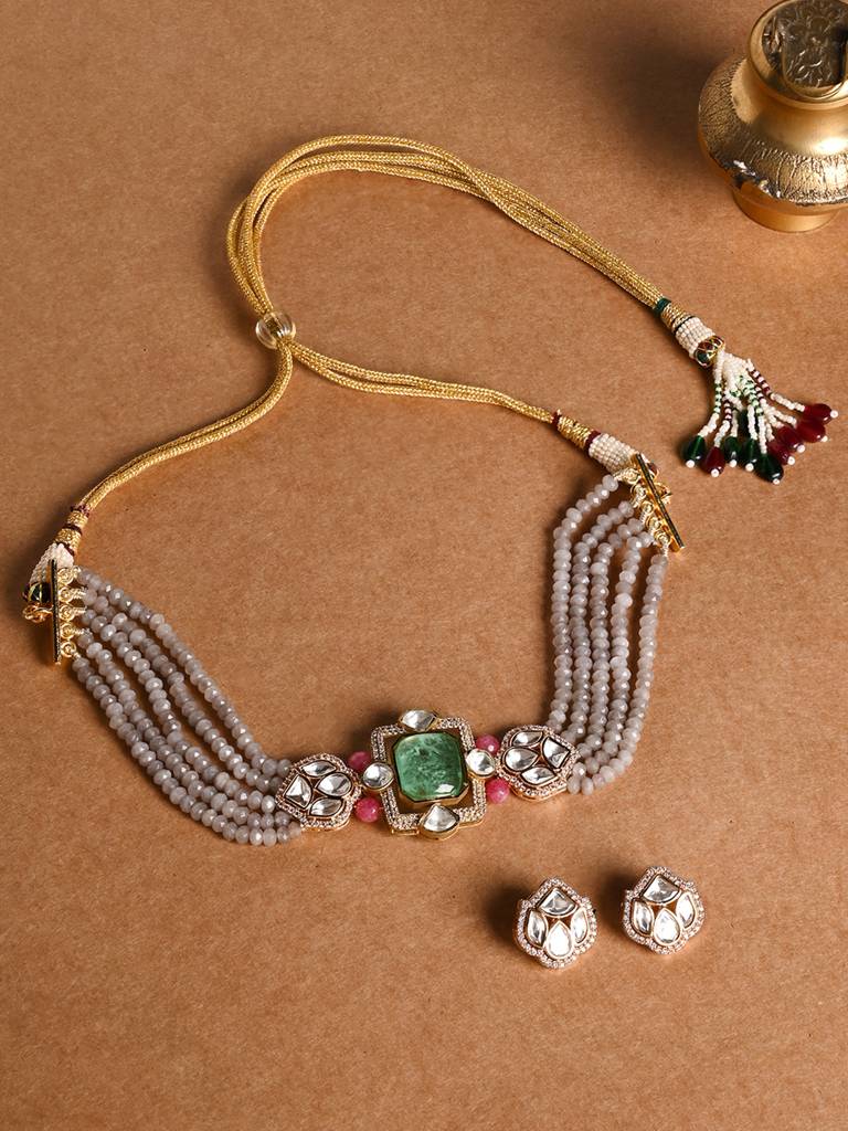 Dazzling Choker With Earrings : JBRMR24NKS42