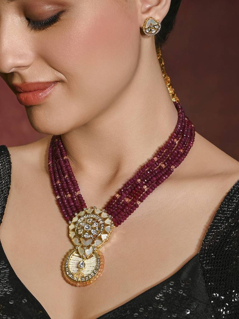 Mesmeric Red Necklace With Earrings : JBRMR24NKS46