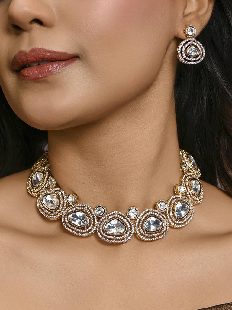 Celestial Gold Beaded Choker With Earrings : JBRMR24NKS73