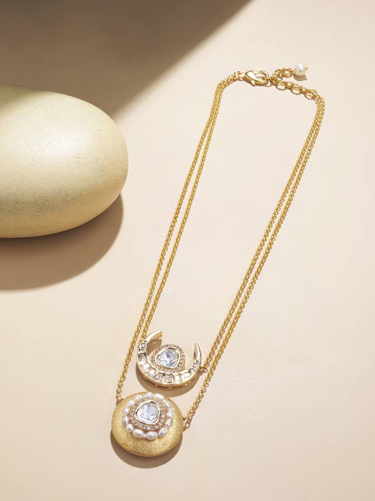 Iridescent Pearl Necklace : JBRNK6FB24