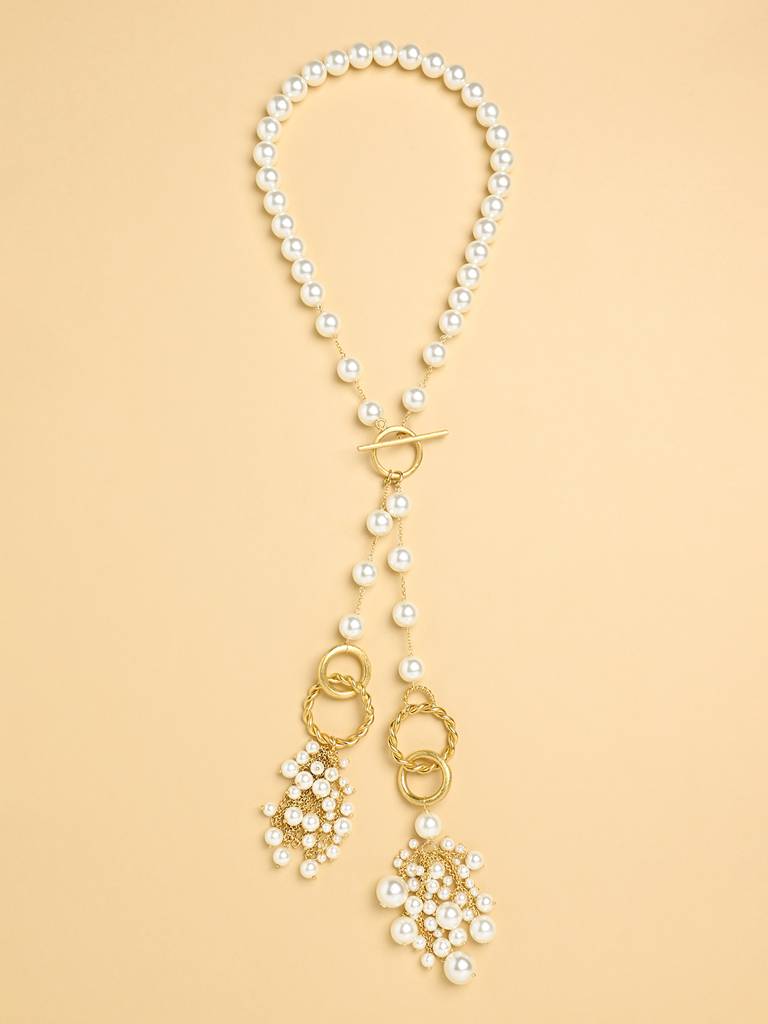 Pearl Fall Toggle Lock Lariat
