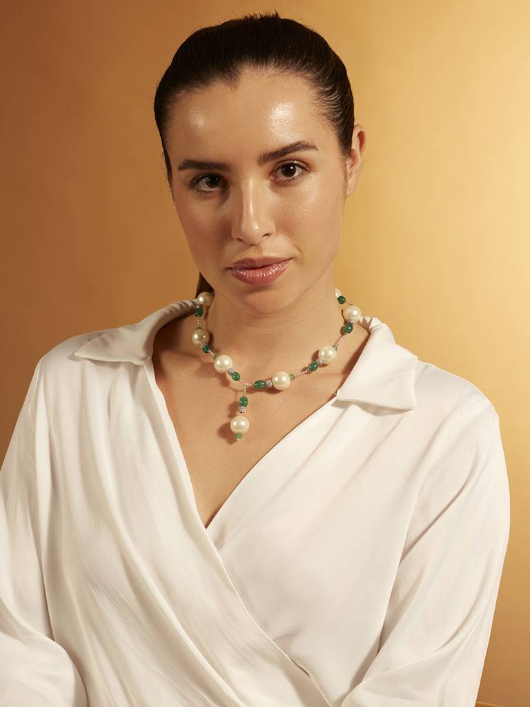 Garden Pearl Lariat Necklace