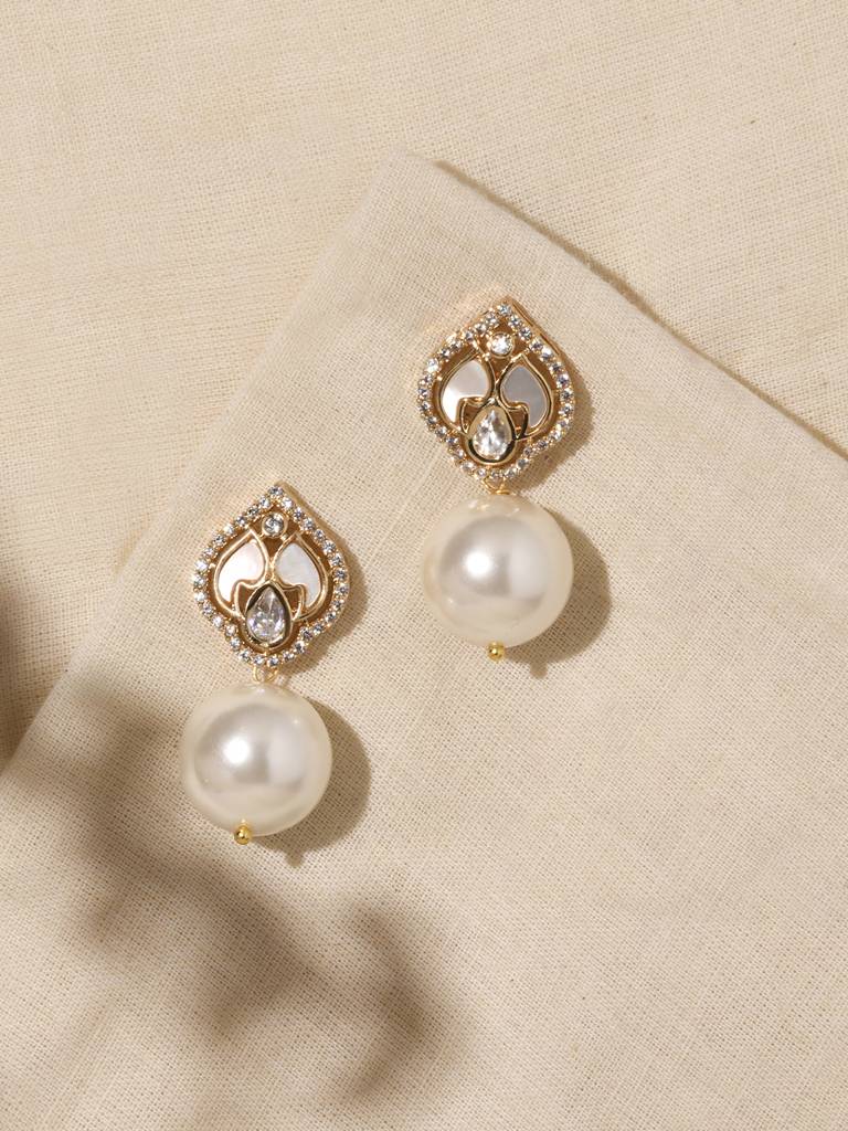 Opulent White Pearl Drop Earrings : JBRPRMYER42