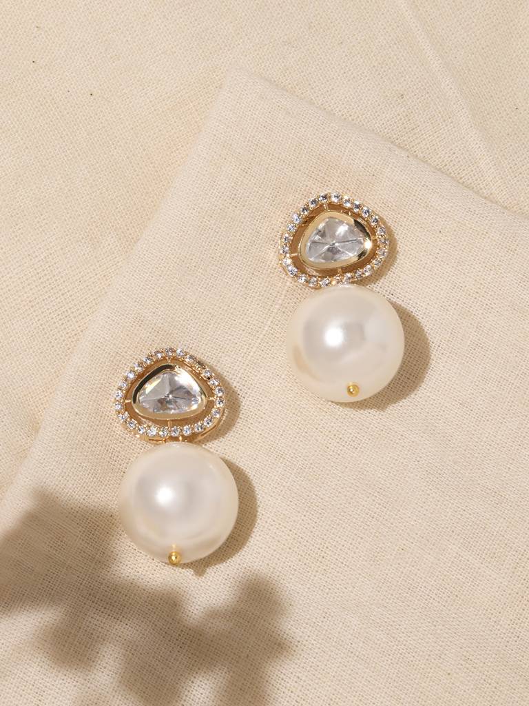 Kundan White Pearl Drop Earrings : JBRPRMYER45