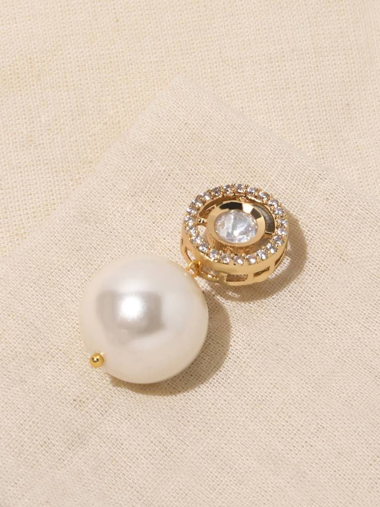 Dazzling Snow White Drop Earrings : JBRPRMYER48