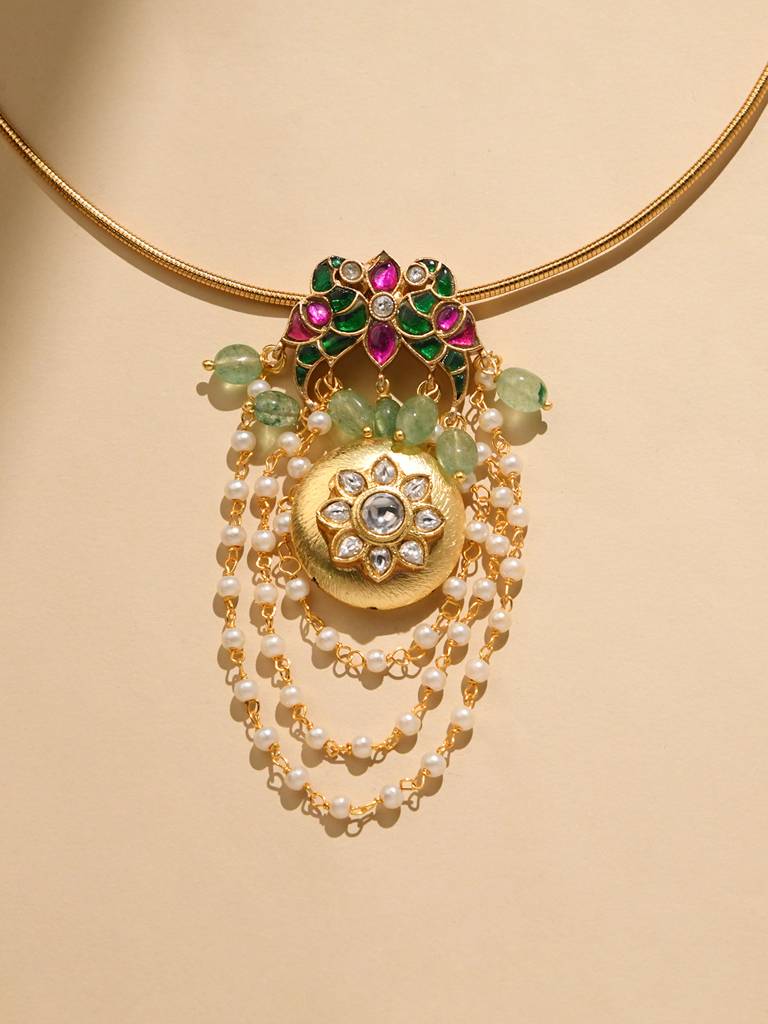 Lustrous Gold Stiff Wire Choker : JBRPRMYN15