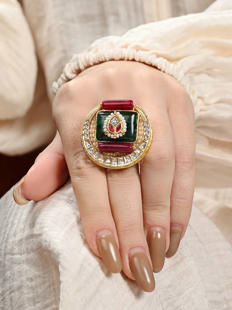 Radiant Jade Ring : JBRRG8FB24