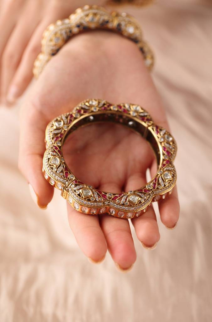 Opulent Heritage Bangle (Single) : JBRSSBR77