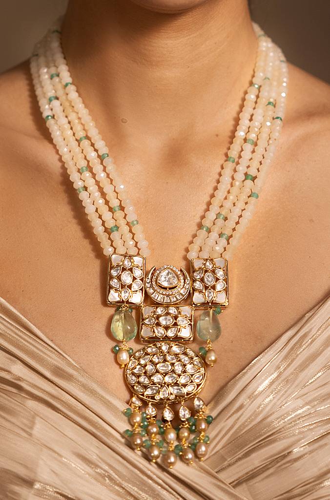 Stylish Golden, Green, Offwhite Necklace : JBRSSNK148