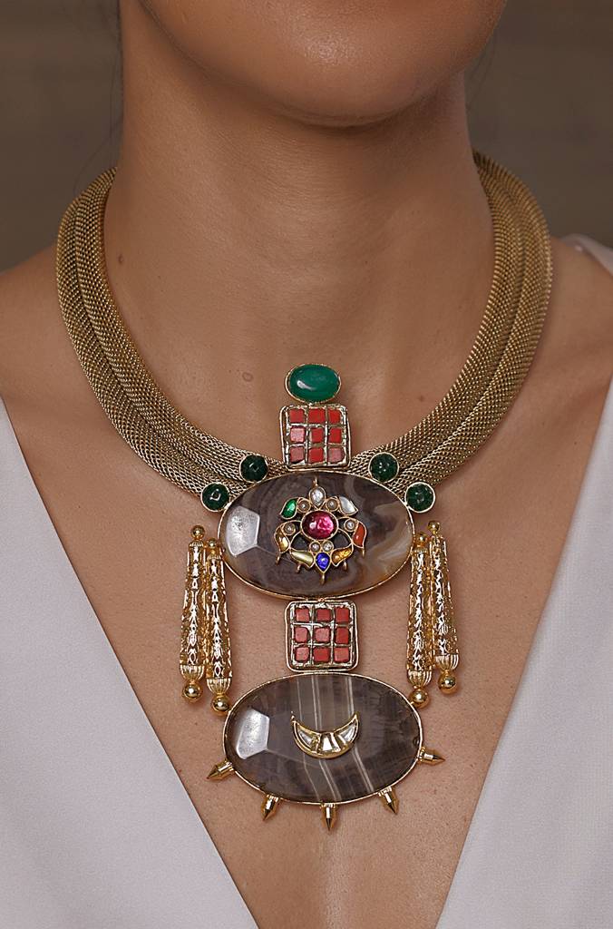 Ethereal Glow Chain Necklace : JBRSSNK166