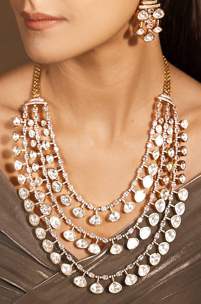 Classic Golden Necklace Set : JBRSSNK193