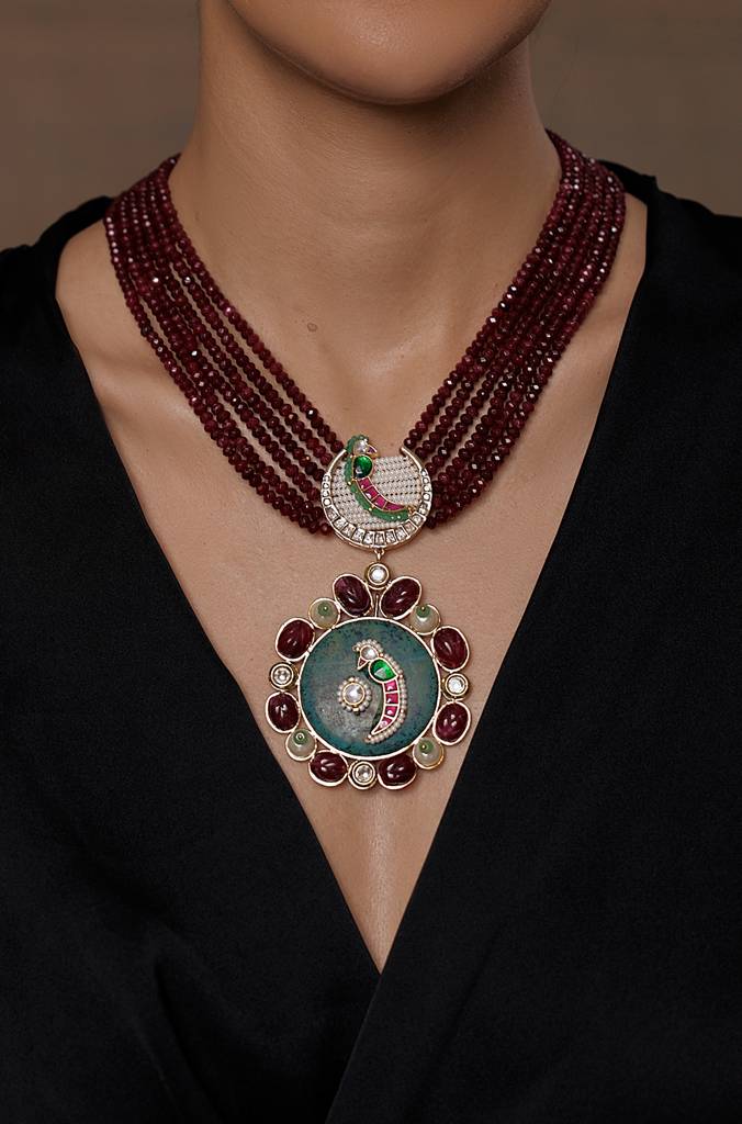 Radiant Maroon Statement Necklace : JBRSSNK325