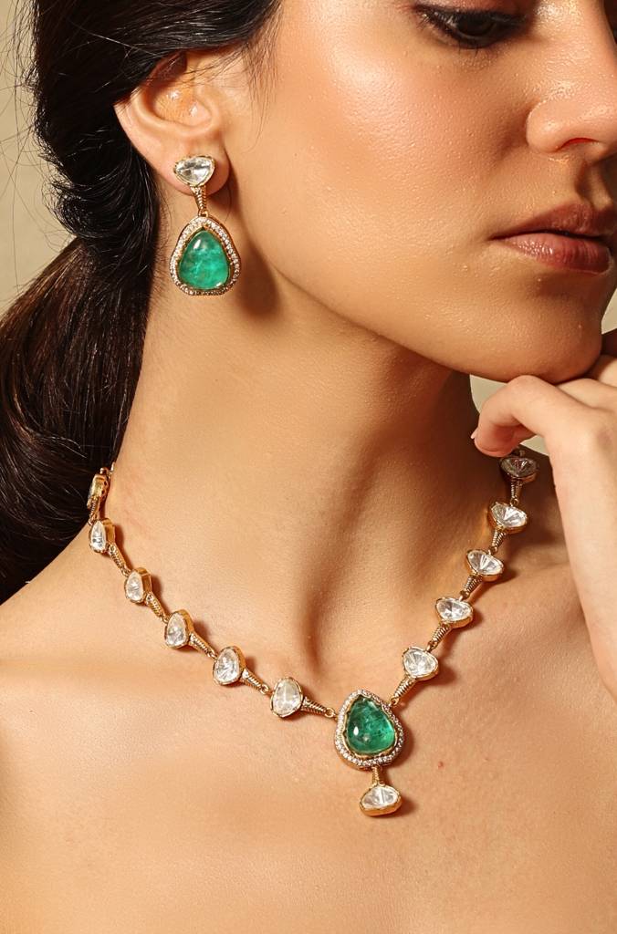 Emerald Thread Necklace Set : JBRSSNK408