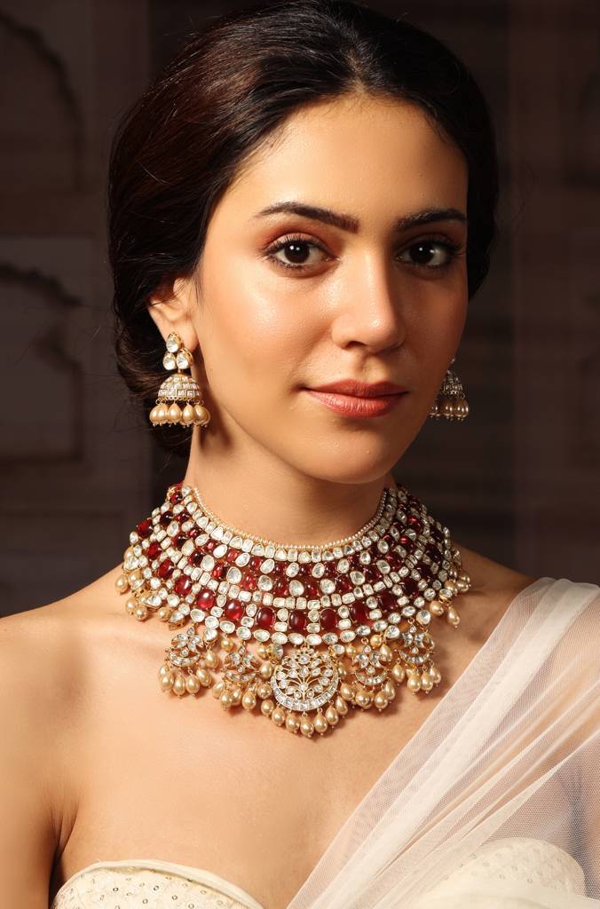 Scarlet Kiss Necklace Set : JBRSSNK519