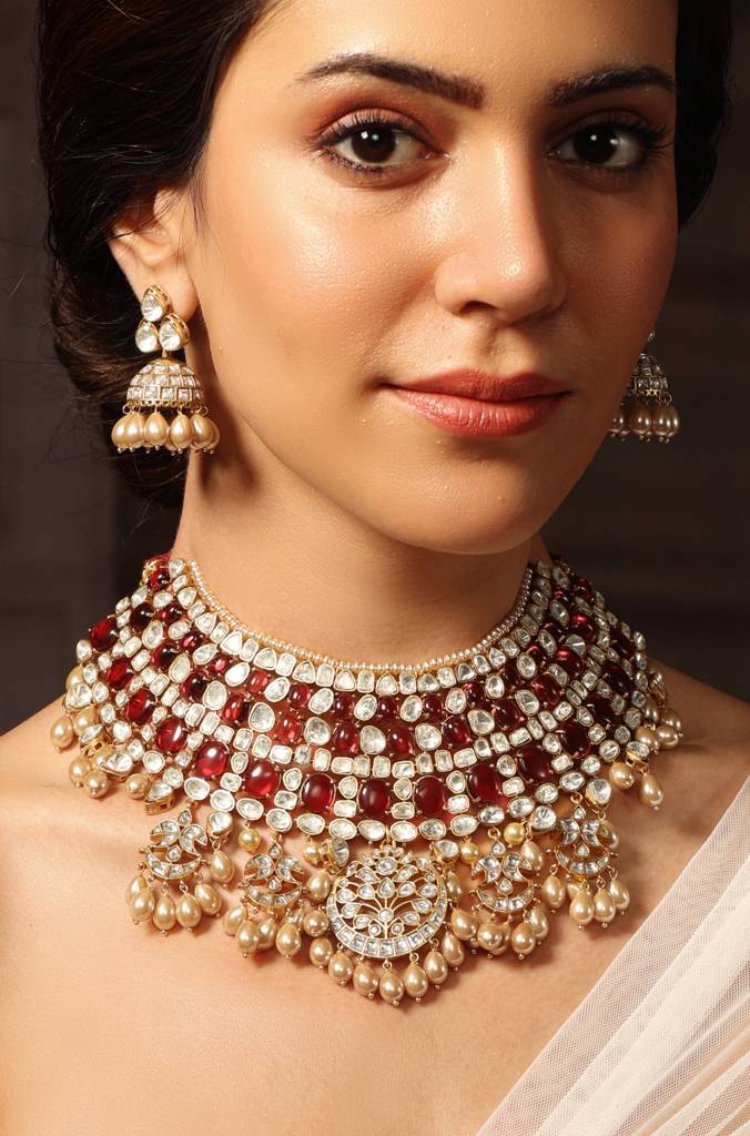 Scarlet Kiss Necklace Set : JBRSSNK519