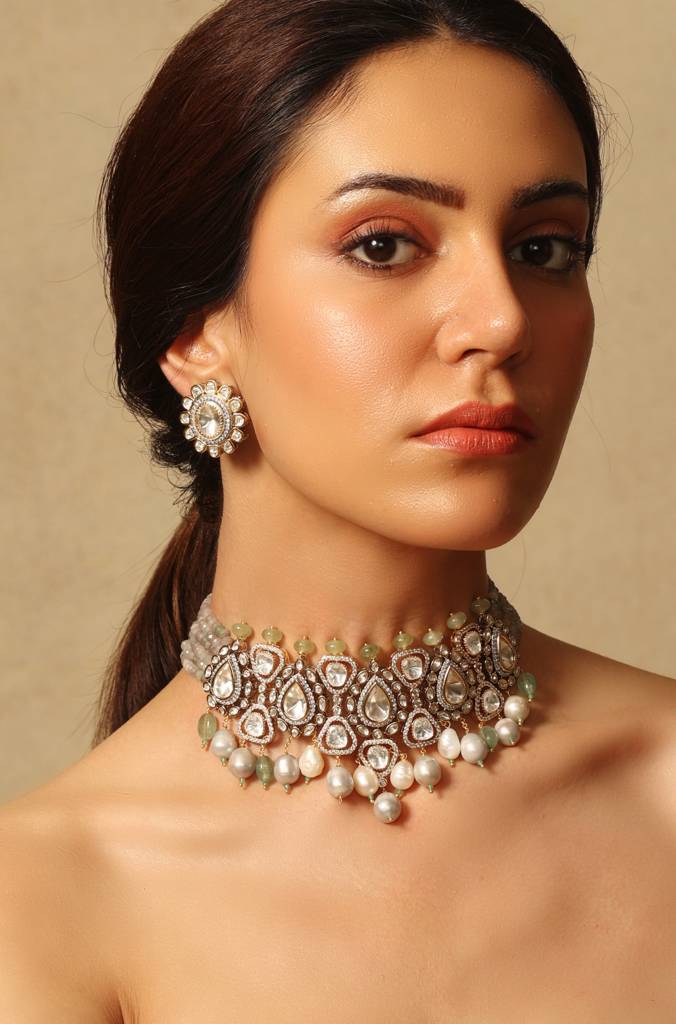 Regal Cascade Necklace Set : JBRSSNK544