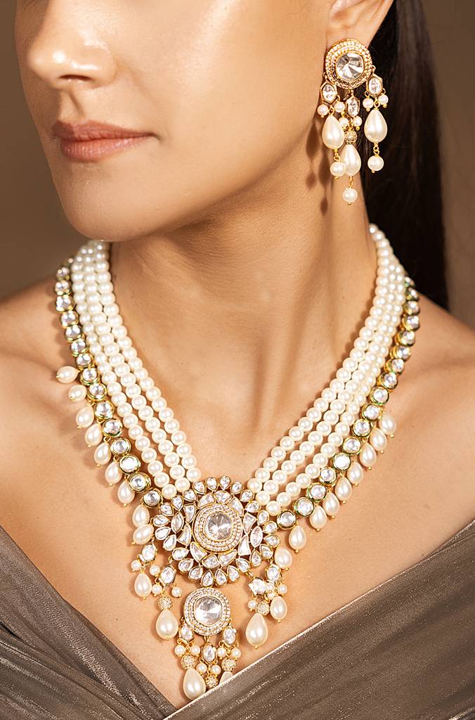 Chic Golden-White Necklace Set : JBRSSNK98