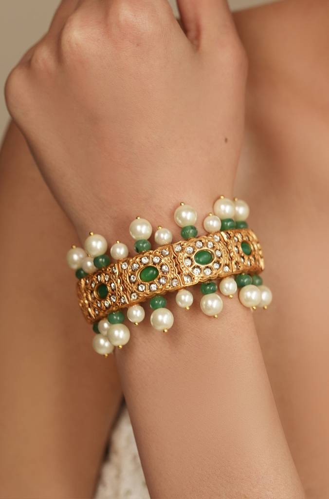 Pearl Jade Beaded Kada : JBRTJSBR104
