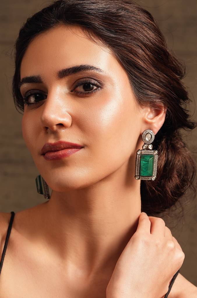 Midnight Teardrop Charm Earring : JBRTJSER92
