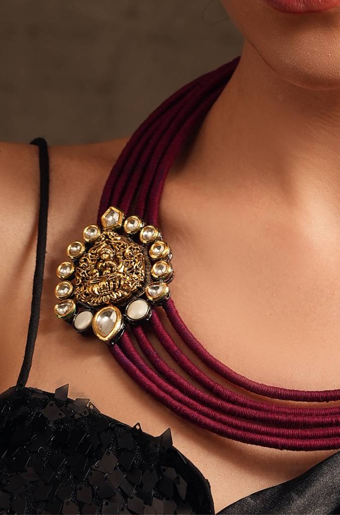 Maroon Thread Polki Necklace : JBRTJSNK70
