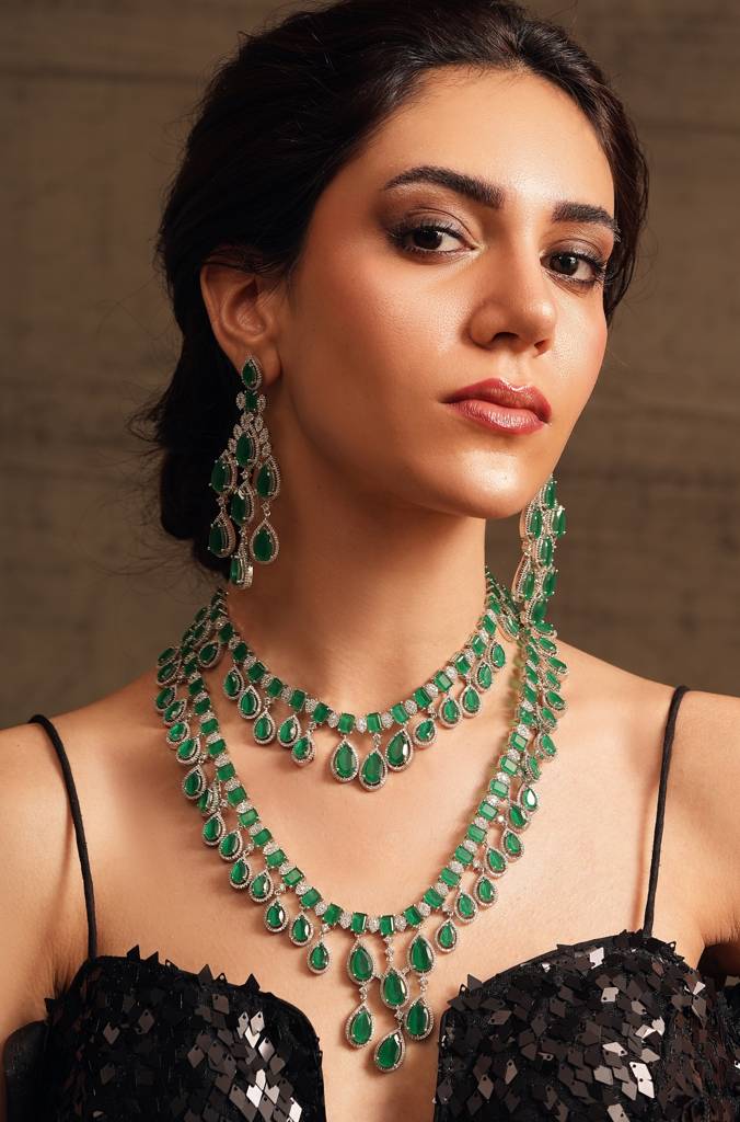 Emerald Layered Necklace Set : JBRTJSNKS150