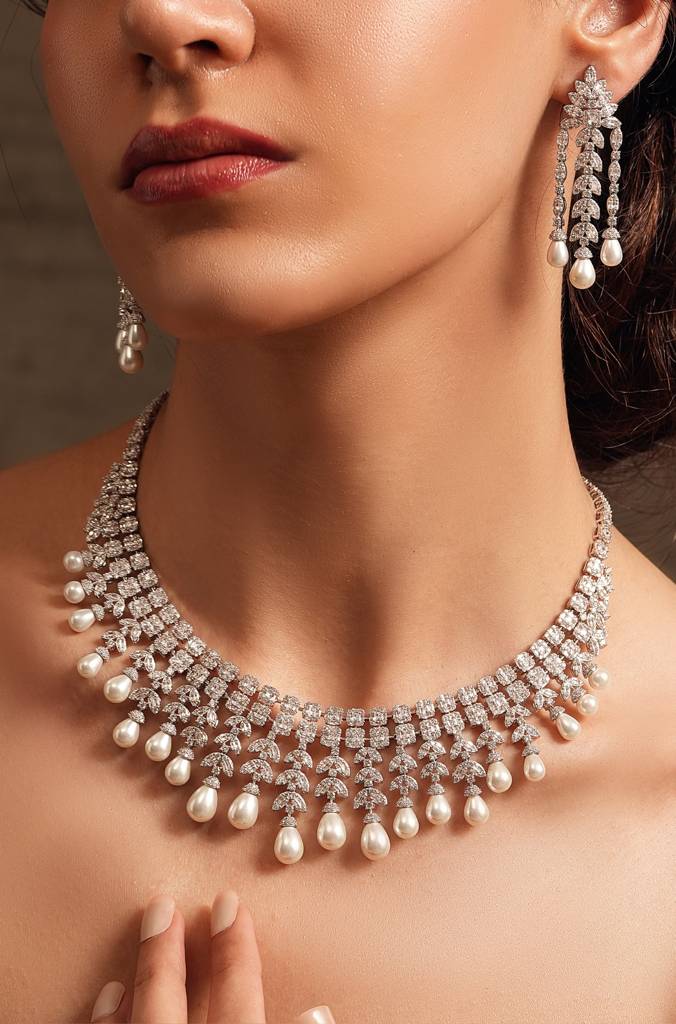 Pearl Cascade Diamond Necklace Set : JBRTJSNKS16