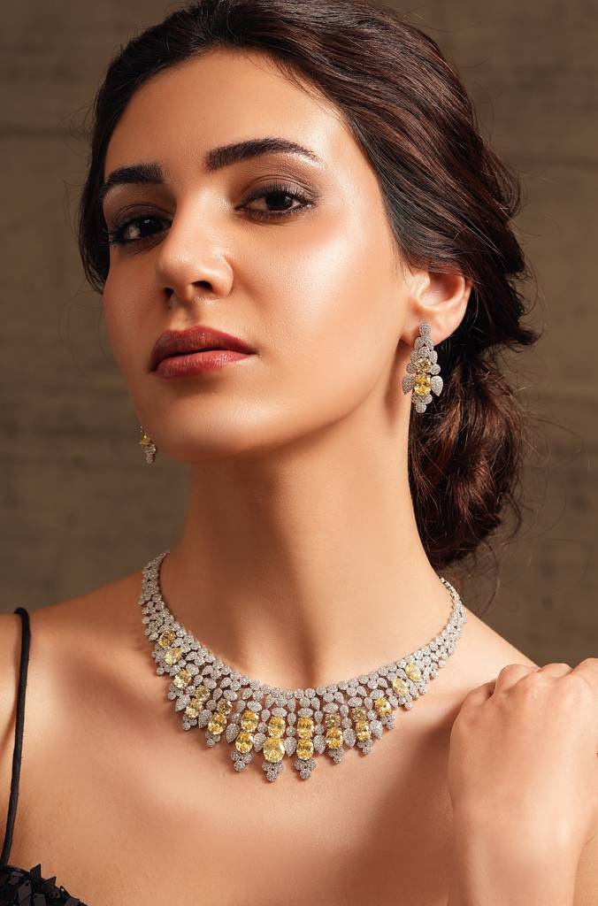 Golden Glow Necklace Set : JBRTJSNKS3