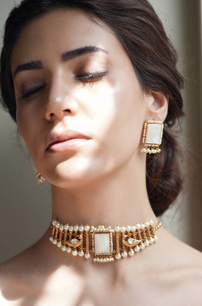 Golden Embrace Choker Set : JBRTJSNKS34