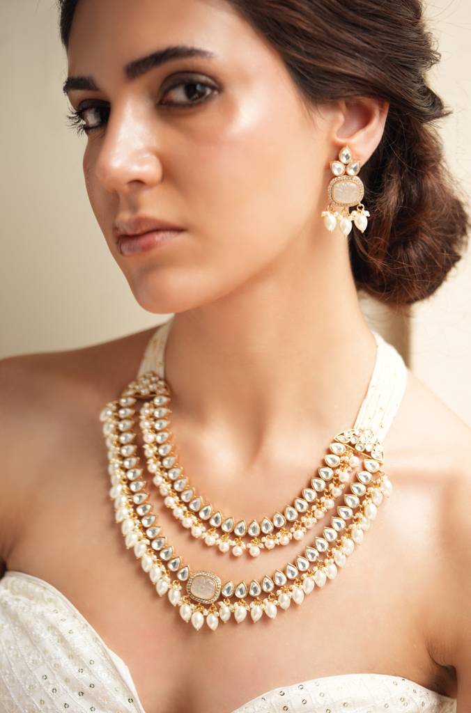 Pearl Festoon Necklace Set : JBRTJSNKS36