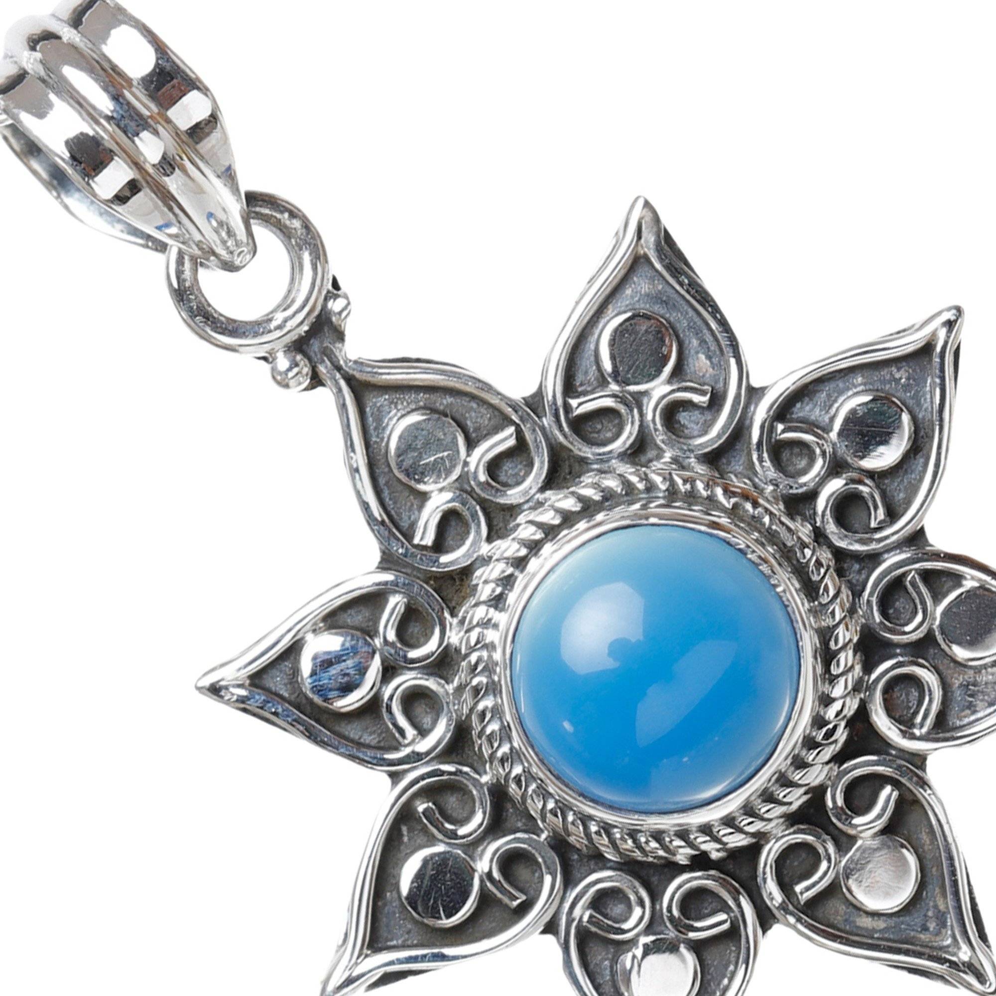 Sterling Silver Pendant With Flower Round Cut Gemstone : JUZ55--bluechalcedony