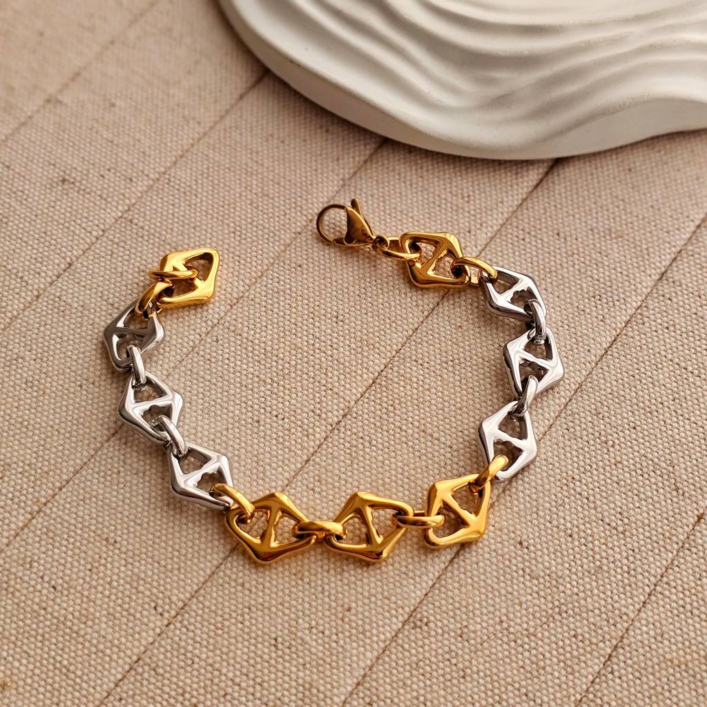 Joy Silver Gold Link Bracelet Gold Stainless Steel