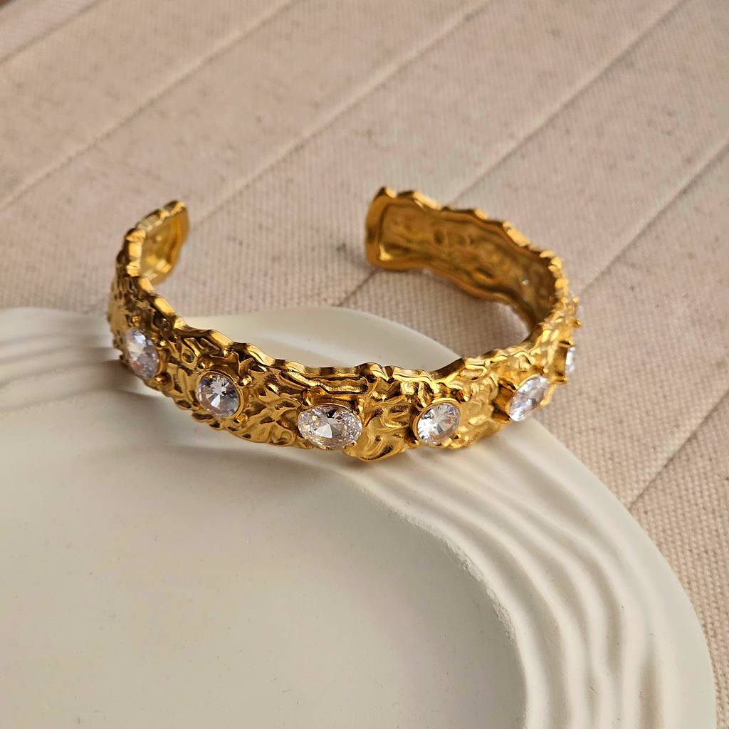 Judie Luxury Zircon Cuff Bracelet : TAA-9855501861142-BRACELET