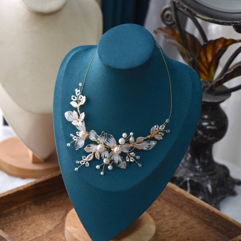 Juliana Necklace : JulianaNecklace