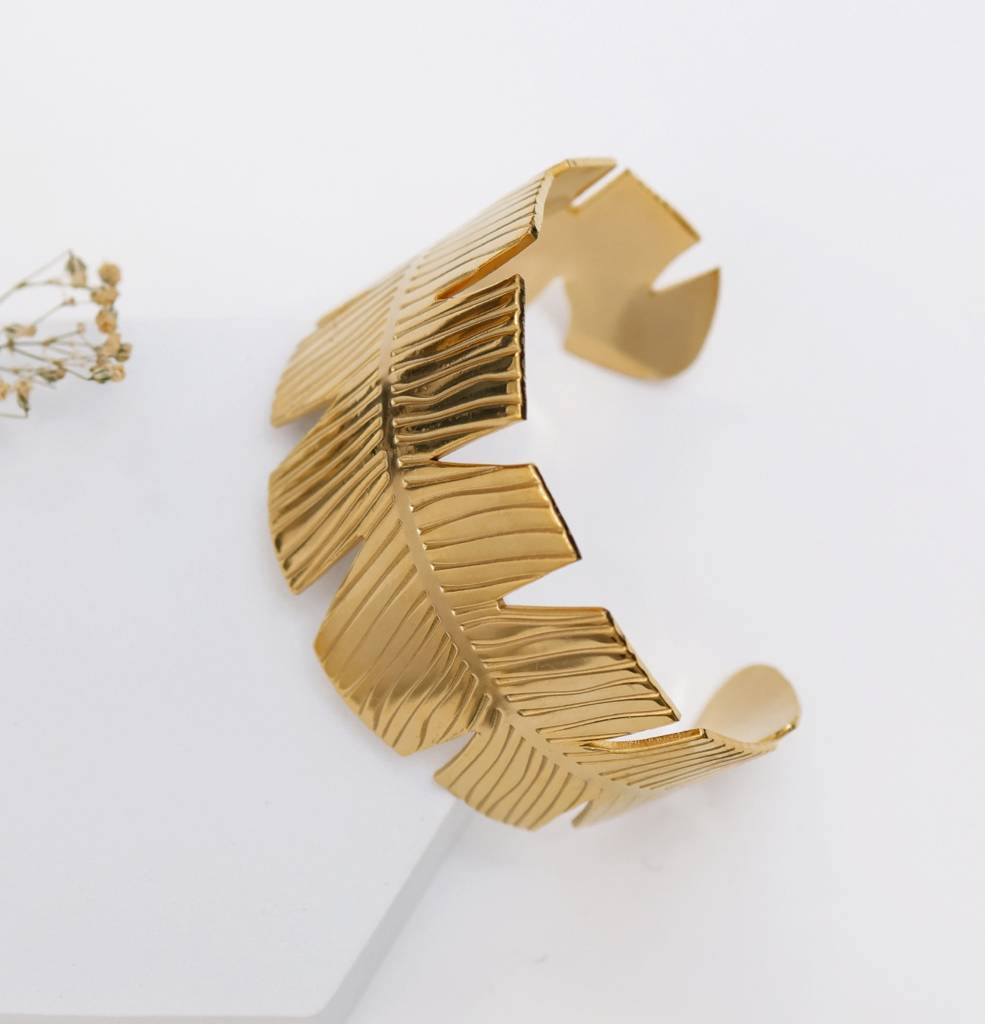 Leafy Anti Tarnish Broad Bracelet : KBR247