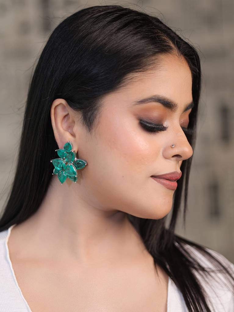 Green Petal Earrings : KER528
