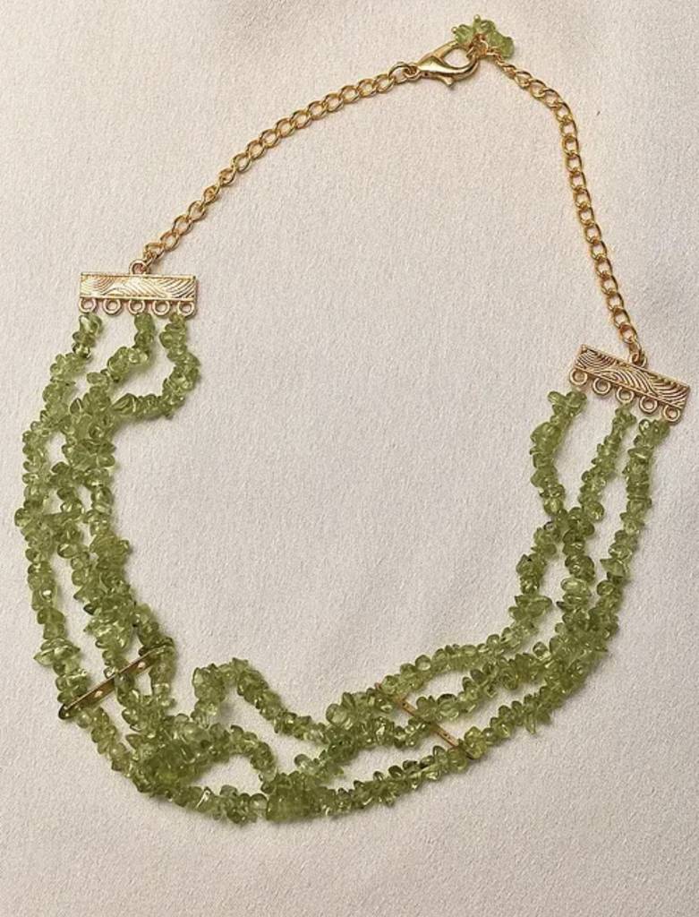 Green Peridot Semi Precious Gemstone Choker Necklace : KJ-CC-002