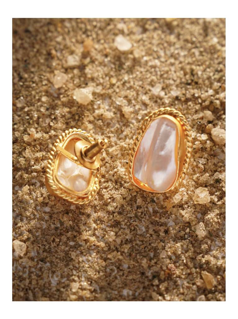 Baroque Fresh Water Pearl Gold Plated Earrings In Brass-Kj-Pg-013 : KJ-PG-013