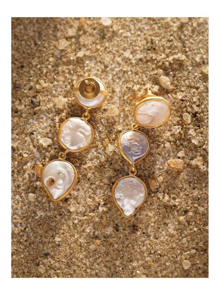 Baroque Fresh Water Pearl Gold Plated Earrings In Brass-Kj-Pg-014 : KJ-PG-014