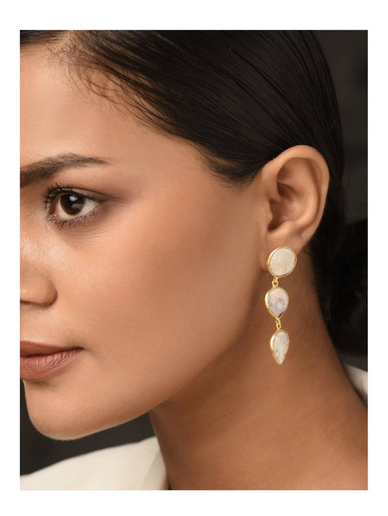 Baroque Fresh Water Pearl Gold Plated Earrings In Brass-Kj-Pg-014 : KJ-PG-014