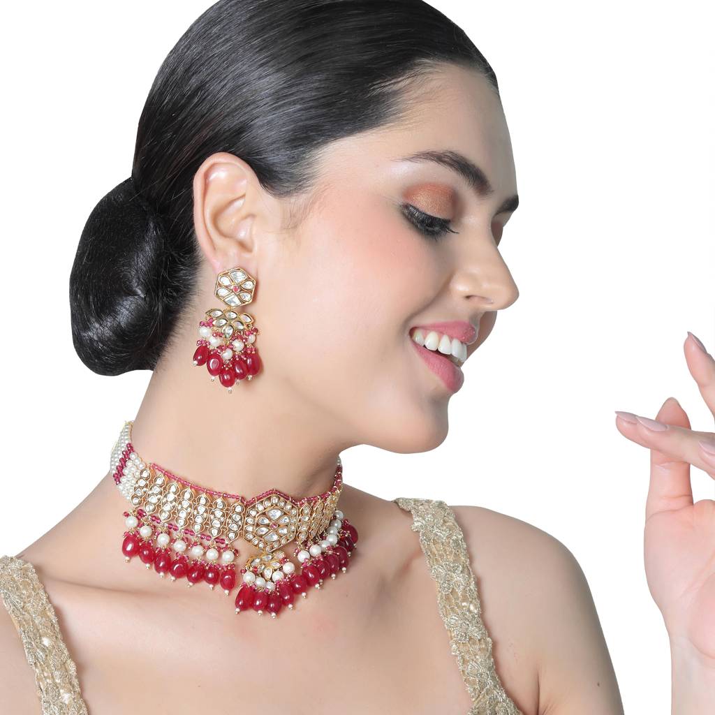 Gold Finished Kundan And Polki Choker Set With Red & White Beads. Comes With Matching Danglers. : KM-BNS-382-2-A860