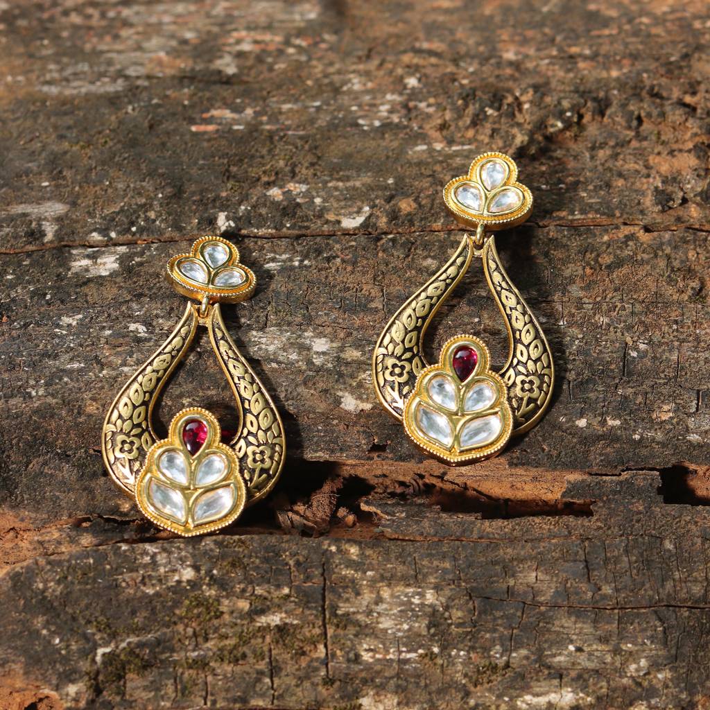 Black & Gold  Meenakari Kundan Danglers : KM-ER-05-BLACK