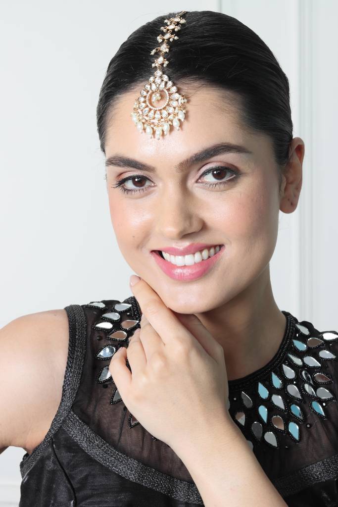 Gold Finish Kundan And Polki Maang Tikka With Soft White Beads-Km-Tk-26 : KM-TK-26