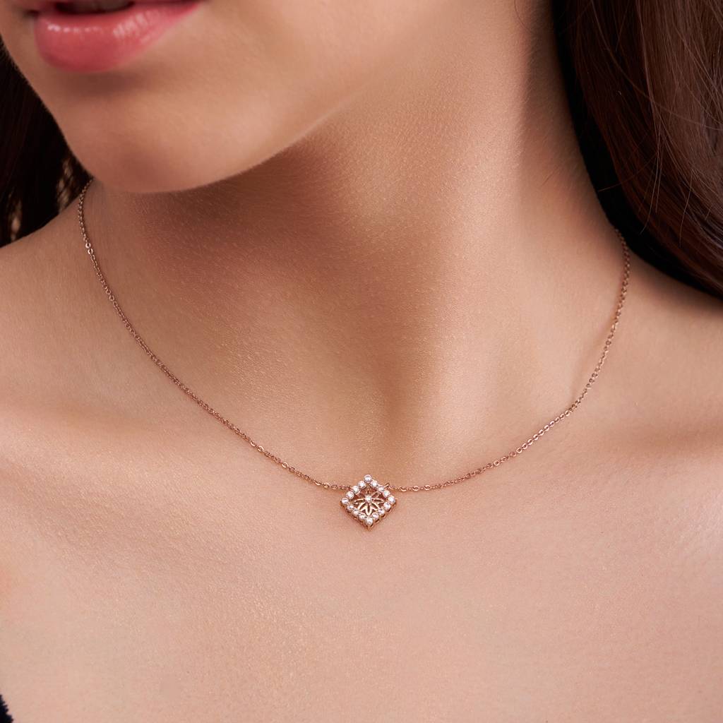 Classy Square Necklace : KNC0053