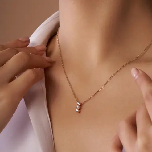 Three-Stone Necklace : KNC0064