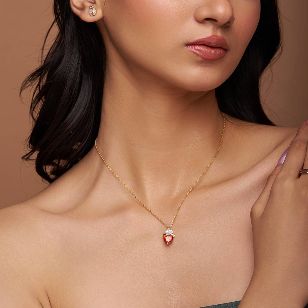 Dazzling Red Heart Necklace : KNP0051