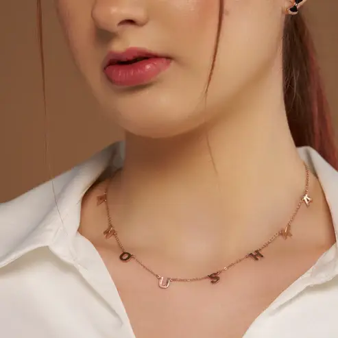 Minimalist Name Necklace : KNPR0037
