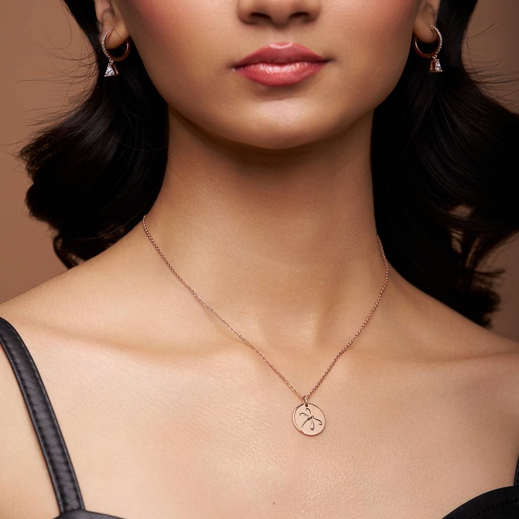 Graceful Dragonfly Print Necklace : KNPR0065