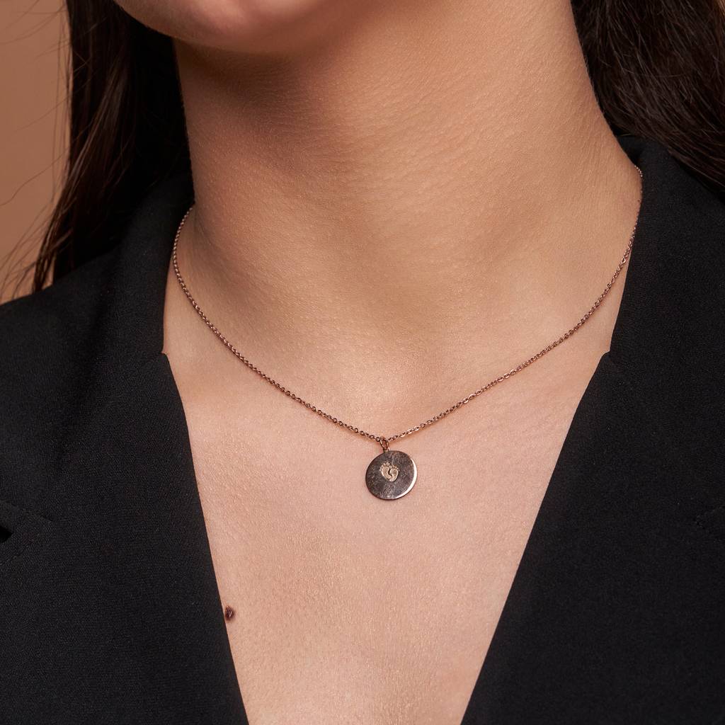 Beautiful Baby Feet Necklace : KNPR0077